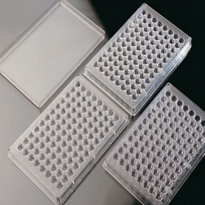 Płytki reakcyjne z 96 dołkami i przykrywki