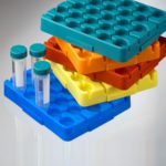 Statywy na probówki typu Falcon - b-0182 - statyw-na-probowki-typu-falcon-o-poj-15-ml - czerwony - 140-x-110-x-40-mm