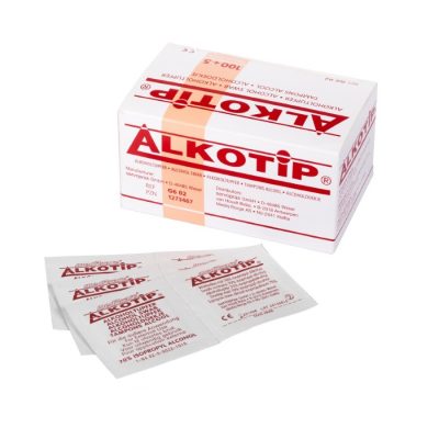 Chusteczki czyszczące z mikrowłókien nasączone alkoholem