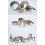 Kapsle aluminiowe na fiolki, bez septy - l-0300 - kapsle-aluminiowe-na-fiolki-jednoczesciowe-z-otworem-bez-septy - 8-mm - 100-szt