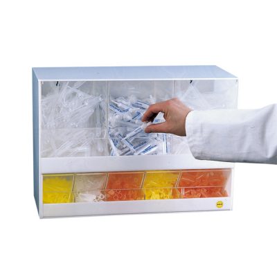 Regał ścienny na drobny asortyment