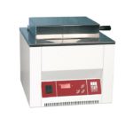 Cyfrowe łaźnie wodne (GFL 1002 - GFL 1008) oraz cyrkulacyjne (GFL 1012 i GFL 1013) - k-3047 - cyfrowa-laznia-wodna-gfl-1012 - 7-litrow - z-ukladem-cyrkulacji - 245-x-200-x-145-mm