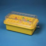 Pudełko chłodzące Mini-Cooler -20°C - b-3030 - pudelko-chlodzace-mini-cooler-20c-z-przezroczysta-pokrywka - 05-15-20-ml - 8-x-4 - 32-miejsca